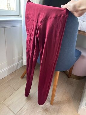 Red Aerie Leggings - Small